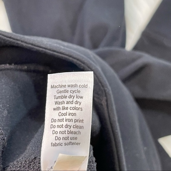 Athleta Mind Over Mat Capri Legging XS - Picture 10 of 12